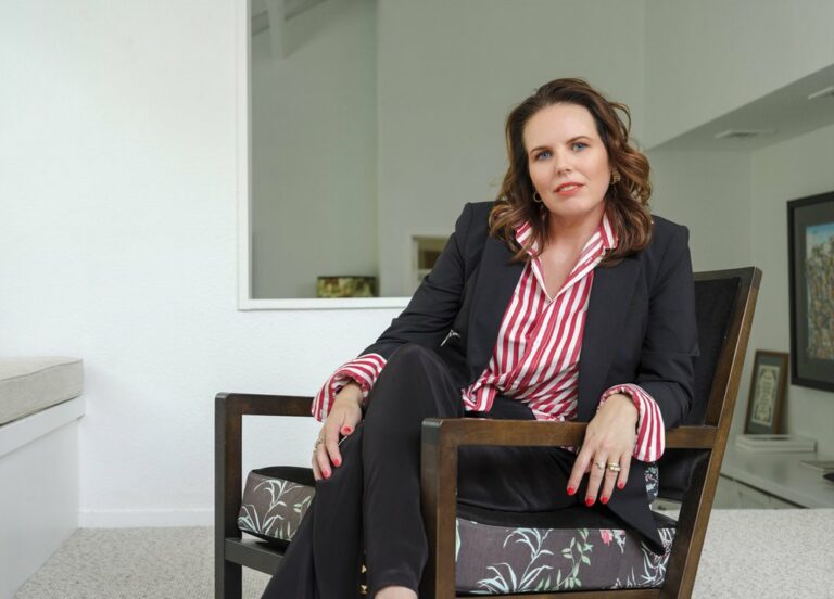 Boost your credibility with high quality personal branding photographs